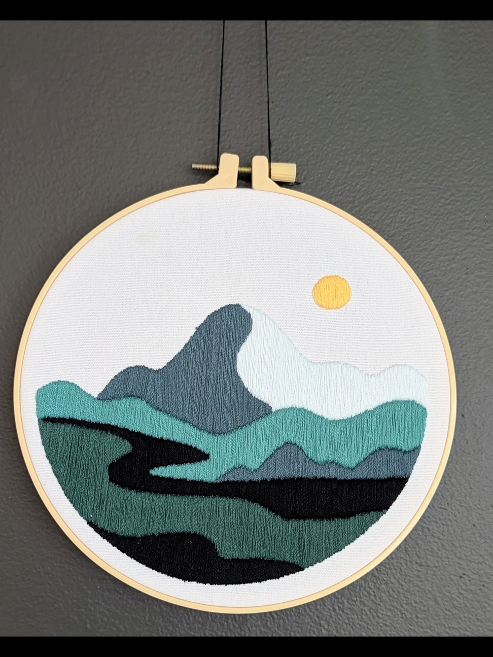 Artisan Embroidery Wall Art Mountains 🏔️